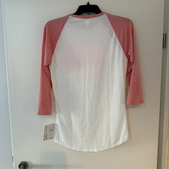 LuLaRoe NWT Randy TShirt Crew Neck Lip Kiss Long Sleeve White & Pink Size XXS - Picture 2 of 7